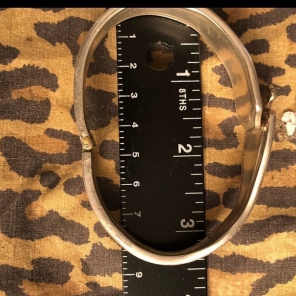 Rogers Bros Vintage Triple silver plated hinged spoon bracelet - Picture 3 of 14